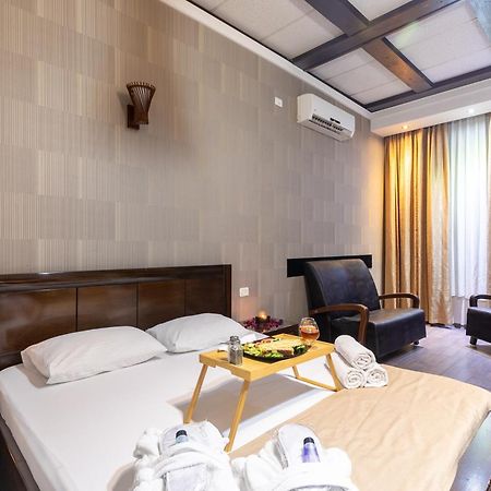 Hotel House Rishon Leziyyon Esterno foto