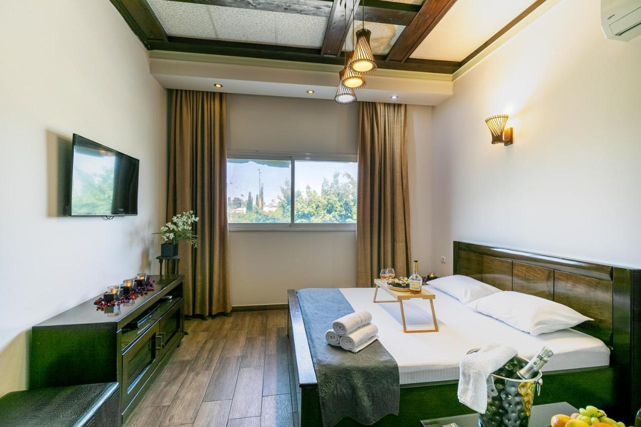 Hotel House Rishon Leziyyon Esterno foto