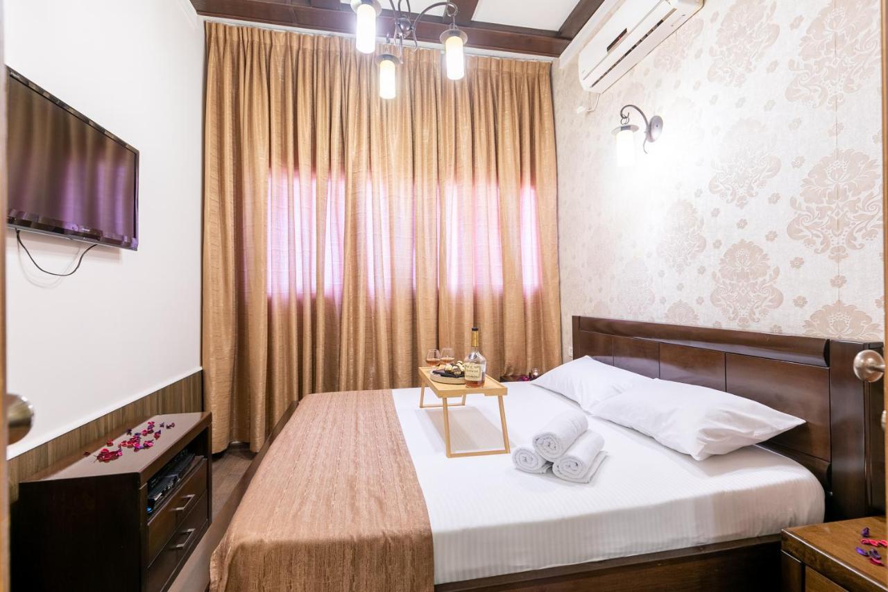 Hotel House Rishon Leziyyon Esterno foto