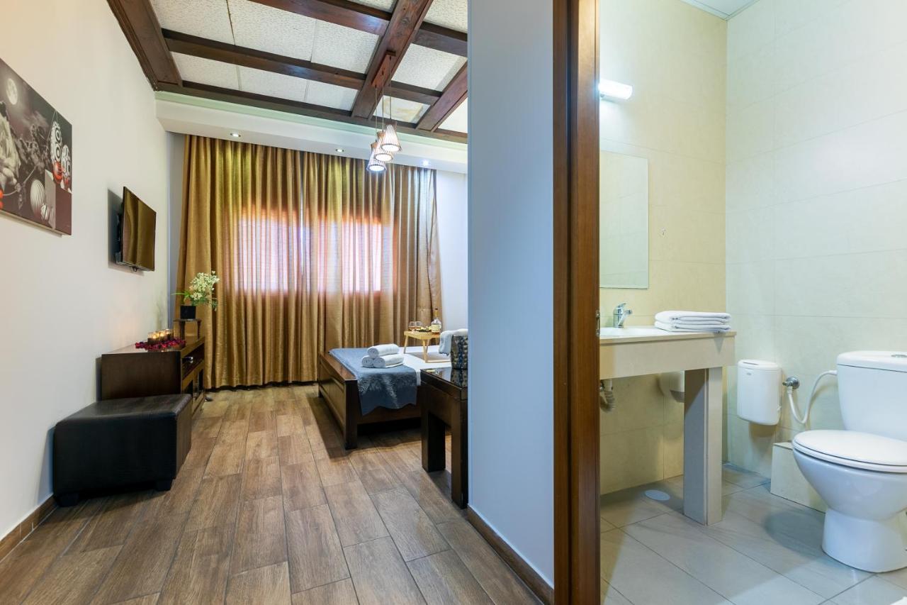 Hotel House Rishon Leziyyon Esterno foto